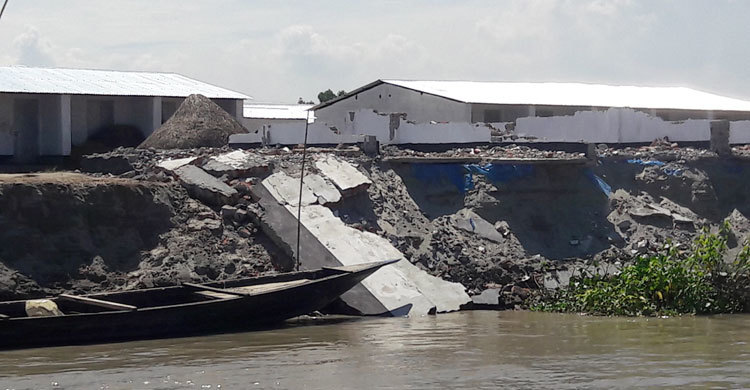 বিলীনের অপেক্ষায় আশ্রয়ণ প্রকল্পের ২৮০টি ঘর