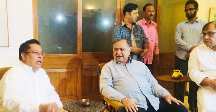 PM invites Oikyafront at Gono Bhaban Thursday