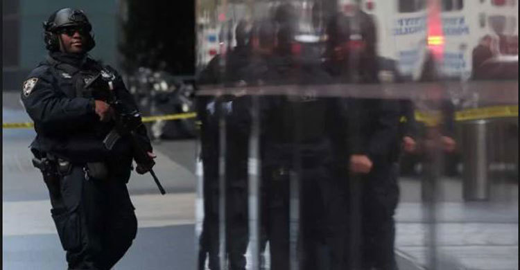 CNN offices evacuated after bomb threat, no explosive found