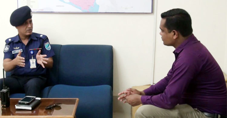 আতঙ্কে ভুগছেন মানিকগঞ্জের সরকারি কর্মকর্তারা