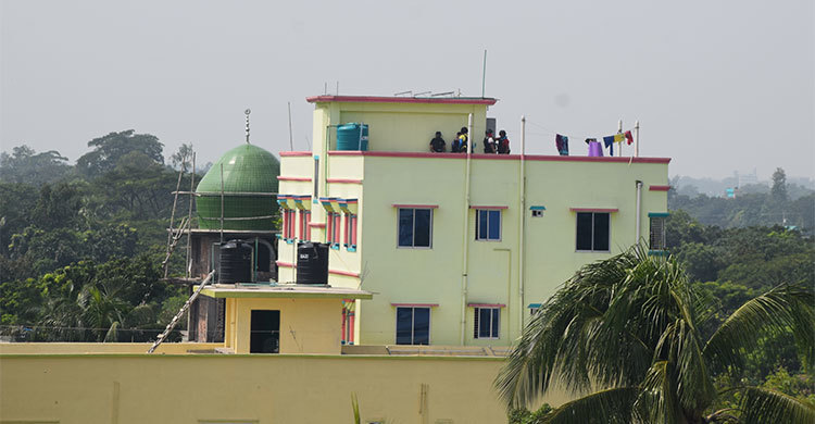 অপারেশন গর্ডিয়ান নট, দুই জঙ্গি নিহত