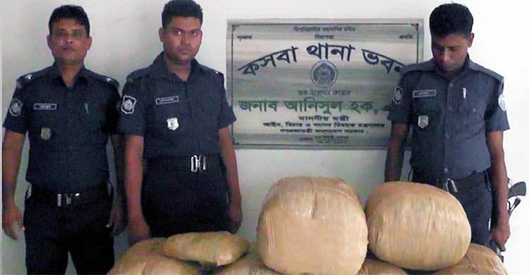 ফেলে যাওয়া প্রাইভেটকারে মিলল দুই মণ গাঁজা