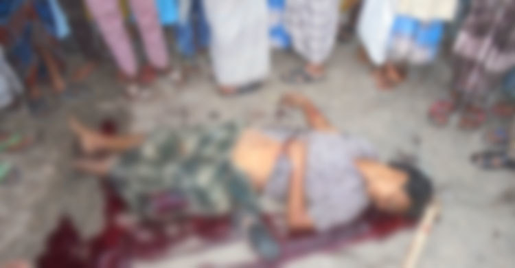 এগিয়ে এলো না কেউ