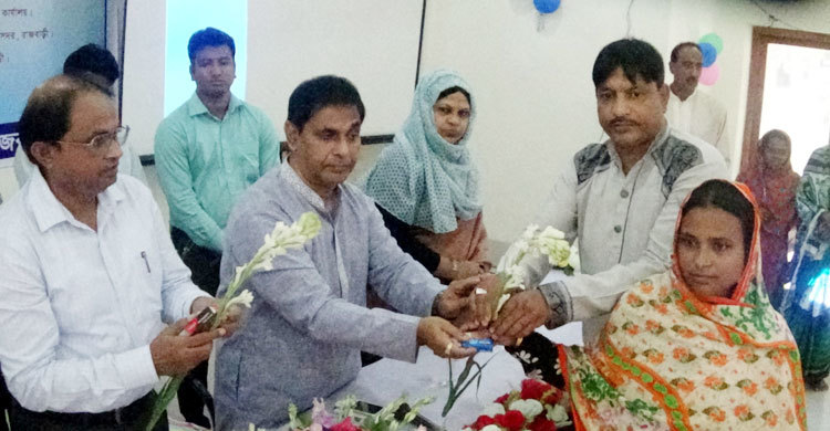 সরকারি ঘর পেলেন ২৭১ জন