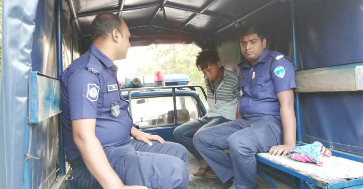 সন্তানকে সামলাতে দিলেন মা, মেরে ফেললেন বাবা