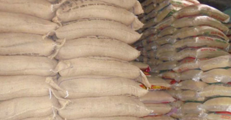 ২৪৮ বস্তা সরকারি চালসহ ২ জন আটক