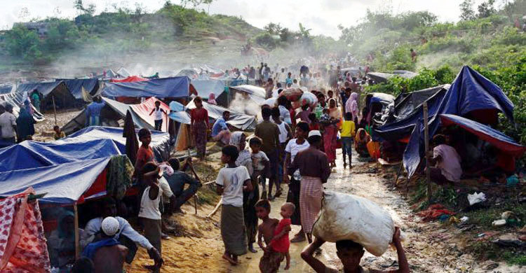 রোহিঙ্গা ক্যাম্পে গুলি চালিয়ে ডাকাতি