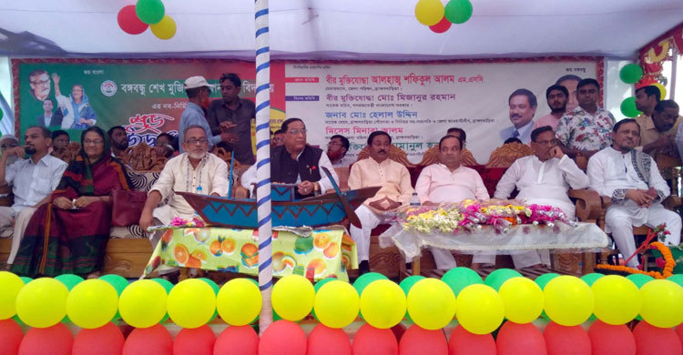 এমপি মোকতাদিরের সমালোচনায় আওয়ামী লীগ নেতারা