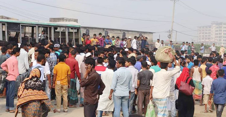 স্কুলছাত্রীকে বাসচাপা, কাঁচপুরে মহাসড়ক অবরোধ