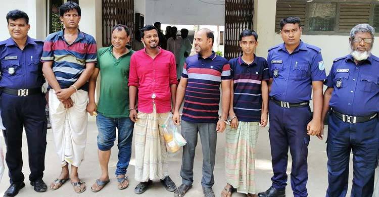 দণ্ডপ্রাপ্ত পিন্টুর এলাকা থেকে বিএনপির ৫ নেতাসহ গ্রেফতার ১০