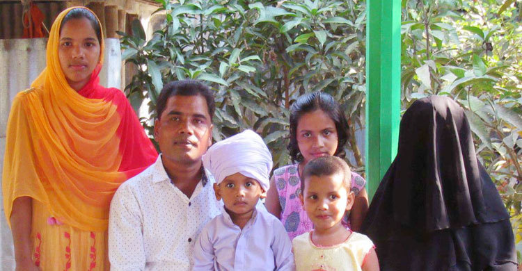 ১৮ বছর পর যৌতুকের টাকা ফিরিয়ে দিলেন বাদশা