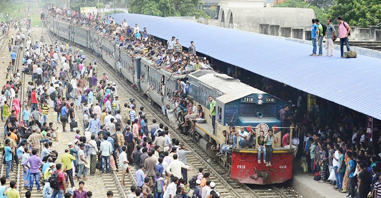 বিনা টিকিটে ট্রেন ভ্রমণ, ১ লাখ ৪৪ হাজার টাকা জরিমানা