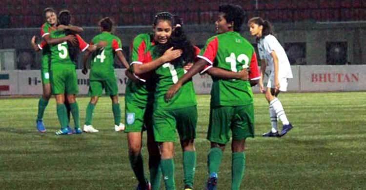 নেপালের বিরুদ্ধে শিরোপার লড়াই মৌসুমী-স্বপ্নাদের