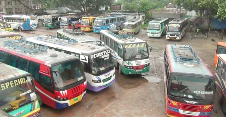 জয়পুরহাটে রাস্তা সংস্কারের দাবিতে চলছে পরিবহন ধর্মঘট