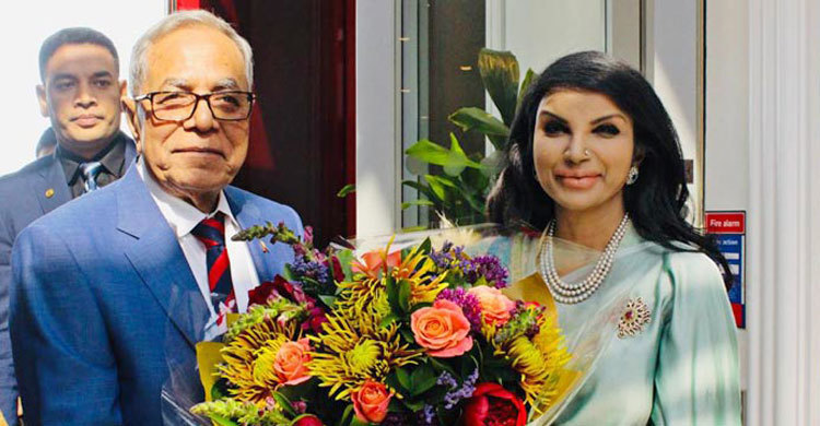 President reaches London for health checkup