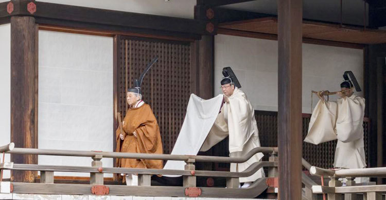Japan Emperor Akihito begins abdication rituals