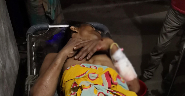 স্বেচ্ছাসেবক লীগ নেতার বিরুদ্ধে পা কেটে নেয়ার অভিযোগ