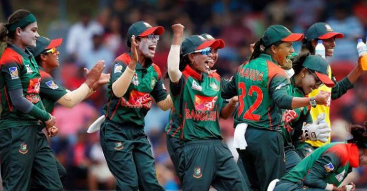 বিশ্বকাপ বাছাই খেলতে বৃহস্পতিবার স্কটল্যান্ড যাচ্ছে মেয়েরা