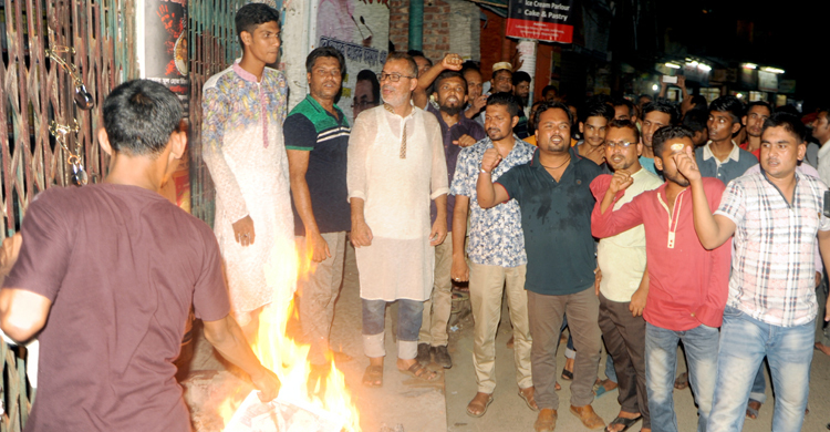বিএনপি কার্যালয়ে তালা লাগানো-ভাঙার প্রতিযোগিতা