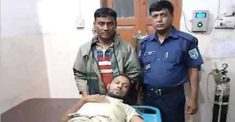 লালমনিরহাটে ‘বন্দুকযুদ্ধে’ মাদক ব্যবসায়ী গুলিবিদ্ধ