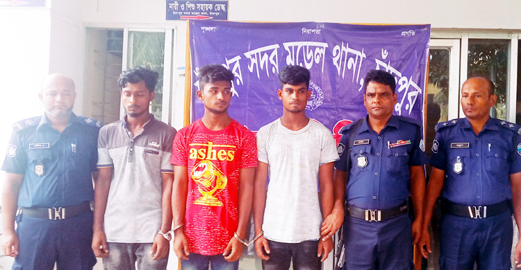 মাথা কাটার গুজব ছড়ানোয় ৩ জন আটক