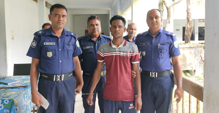 পরকীয়ায় বাধা দেয়ায় ছেলেকে হত্যা, মাসহ দুইজনের মৃত্যুদণ্ড