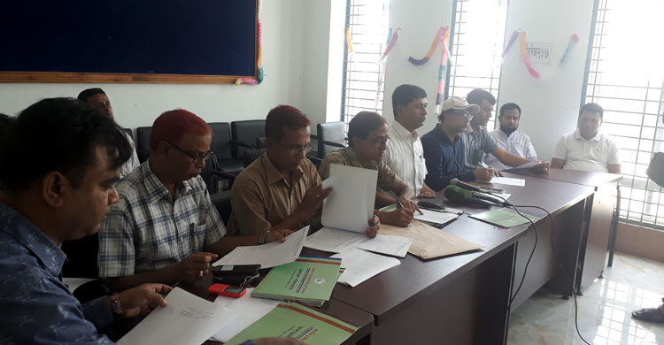 গণিতে ডুবেছে দিনাজপুর