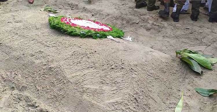 গরলে সরল মিশিয়ে চিরনিদ্রায় এরশাদ