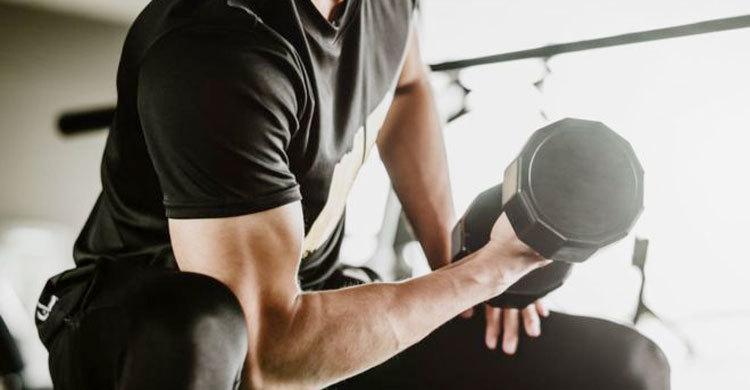 Fertility paradox in male beauty quest