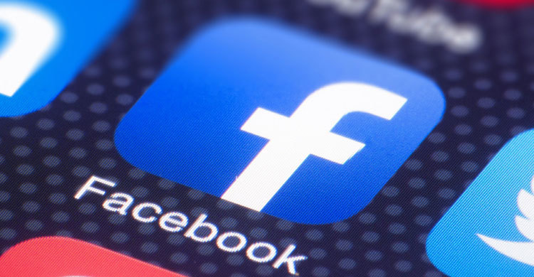 Facebook is Removing its Group Chats Feature to Limit Spammers