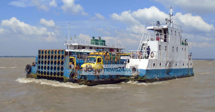 Ferry services on Paturia-Daulatdia route suspended