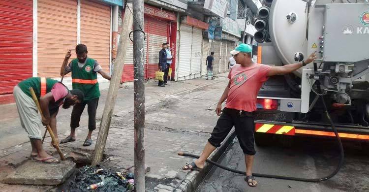 সাকার মেশিন নিয়ে নেমেছে ডিএনসিসি