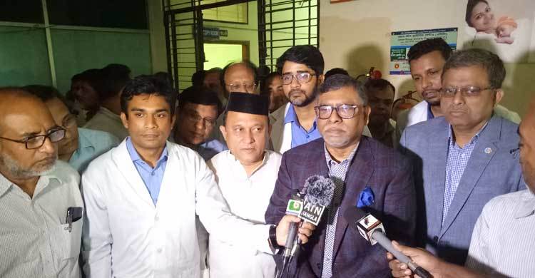 ডাক্তাররা যথাসময়ে হাসপাতালে উপস্থিত থাকবেন : স্বাস্থ্যমন্ত্রী