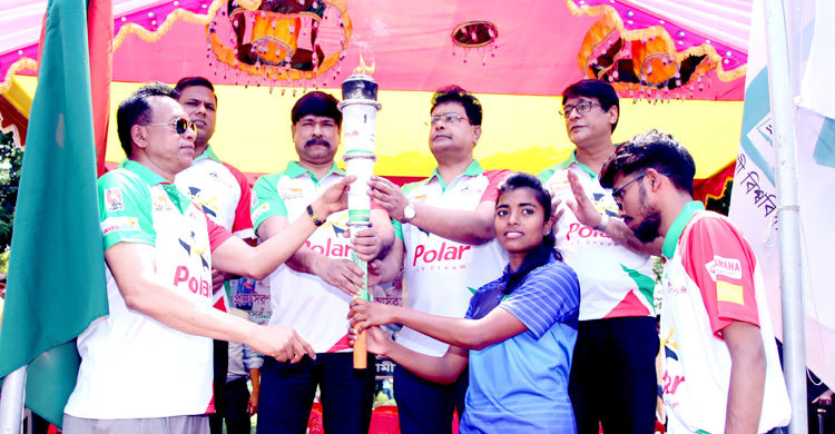 ইবিতে বঙ্গবন্ধু আন্তঃবিশ্ববিদ্যালয় স্পোর্টস চ্যাম্পের মশাল