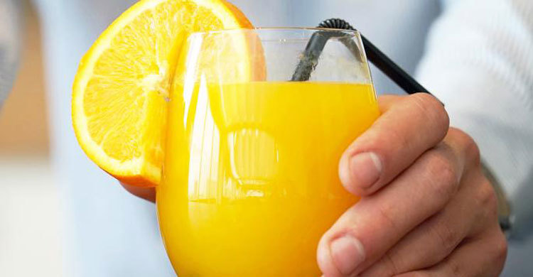 A small glass of juice increases risk of cancer: Study