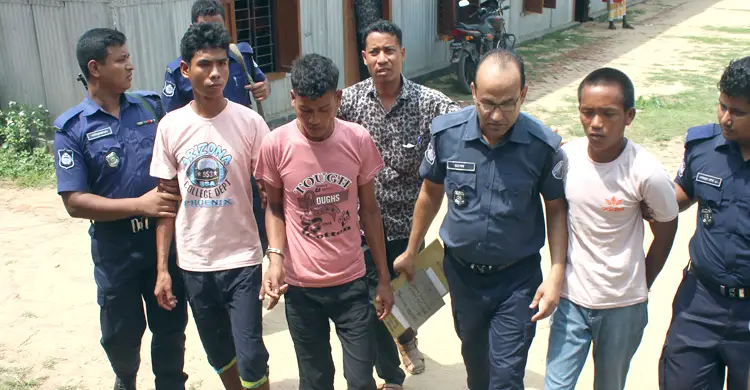 ধনিতা ত্রিপুরাকে ধর্ষণের পর হত্যা করে ৩ বন্ধু