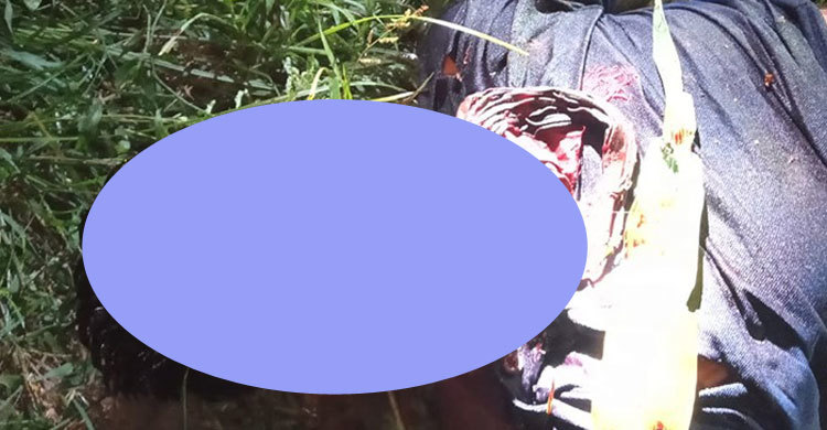 অটোরিকশা ভাড়া নিয়ে চালককে কুপিয়ে হত্যা