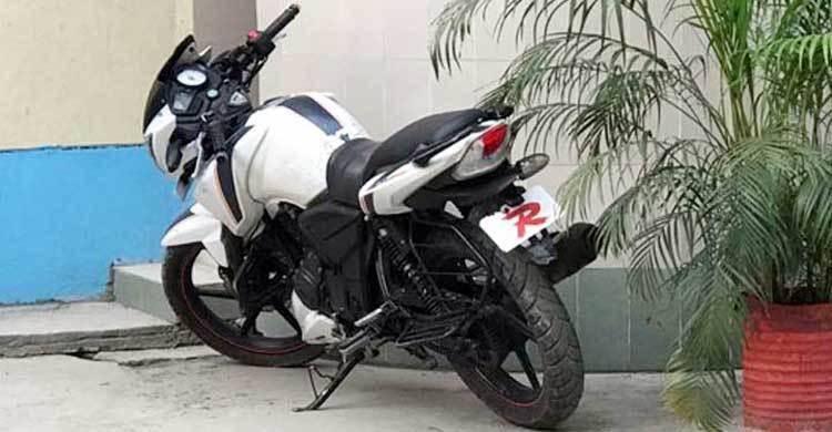 থানা থেকে মোটরসাইকেল চুরি
