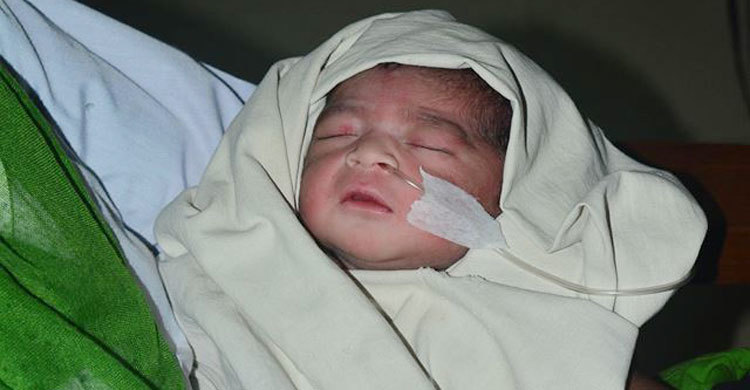 নবজাতকটির এখন কী হবে?