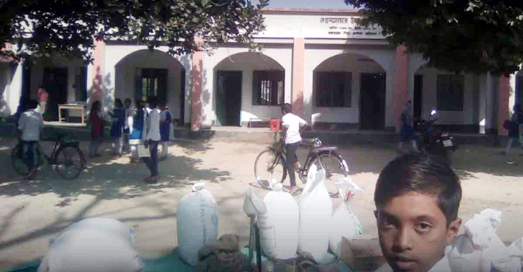 এনটিআরসিএ নিয়োগপত্র দেয়ার পরও ঘুষ নেন প্রধান শিক্ষক