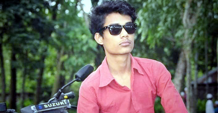 বৈশাখী কার্ড বিতরণ শেষে বাড়ি ফেরা হলো না শৈশবের