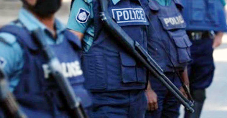 রাতে আটক, ভোর রাতে ‘বন্দুকযুদ্ধে’ নিহত