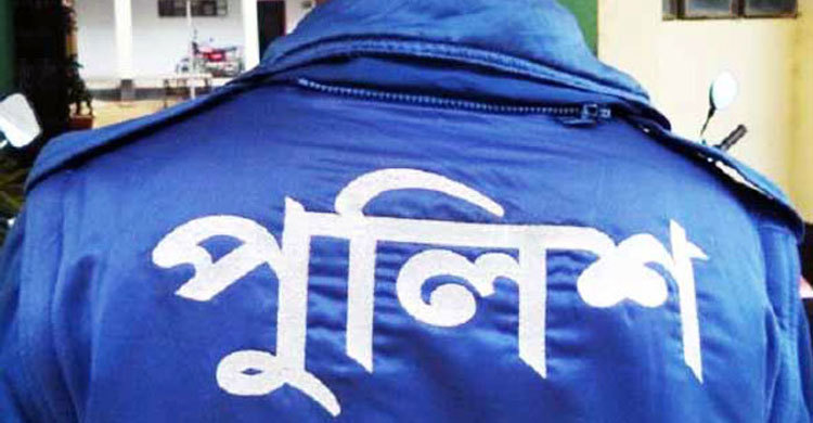 ছাত্রলীগ নেতার গাড়ির কাগজ দেখায় ৪ পুলিশ প্রত্যাহার