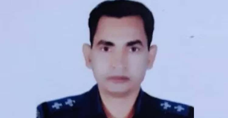 পুলিশ কর্মকর্তার বিরুদ্ধে স্ত্রীর দুই মামলা