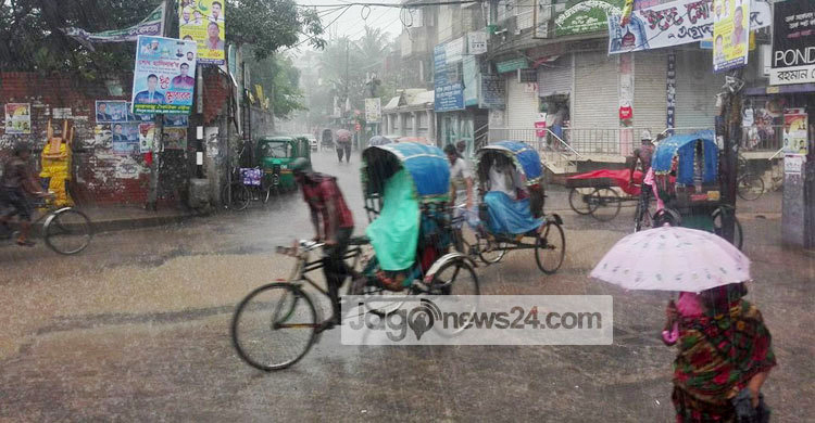 মাঝারি থেকে ভারী বৃষ্টিপাতের পূর্বাভাস
