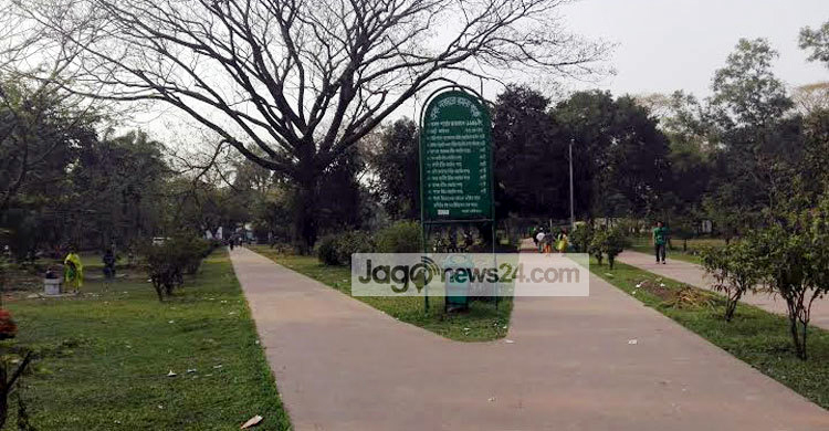 ঢাকায় জনসংখ্যার তুলনায় ৩ গুণ গাছ নেই