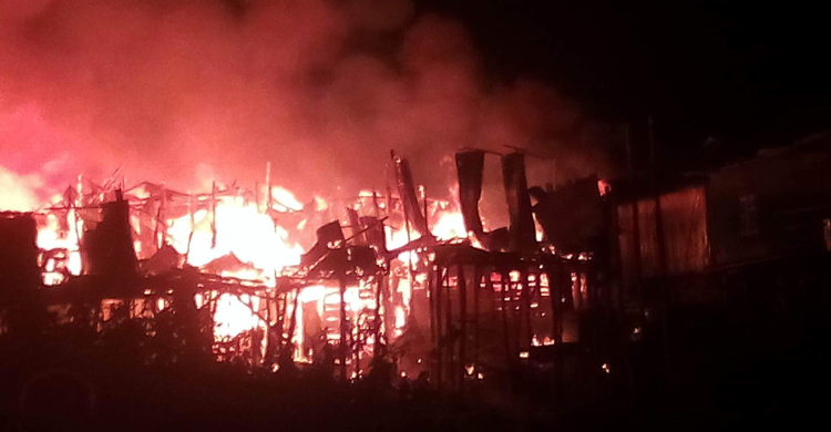 রাঙামাটিতে আগুনে পুড়েছে শতাধিক বাড়ি-দোকান