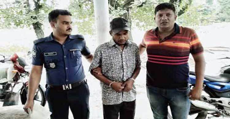 ধর্ষণে স্কুলছাত্রী অন্তঃসত্ত্বা, শিক্ষক গ্রেফতার