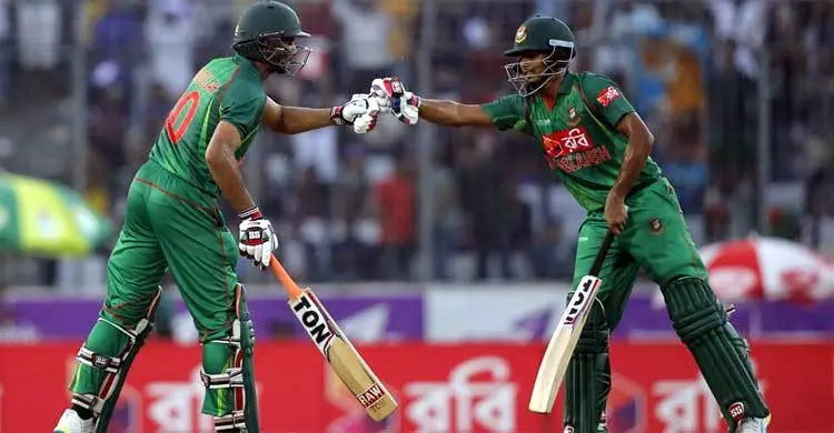 রিয়াদ-সৈকতের ব্যাটে জয়ের পথে বাংলাদেশ