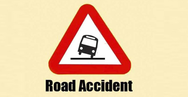 3 killed, 15 injured in Bogra road crash